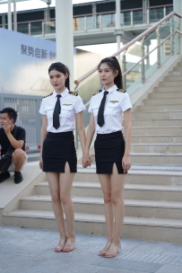 【精选街拍】Vol.3124 制服小姐姐 [295P-5.42GB]