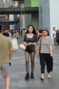 【精选街拍】Vol.3526 青春T恤短裤 [100P-2.21GB]