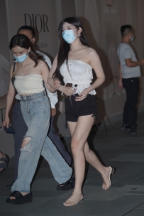 【精选街拍】Vol.2646 简单黑白搭配 [148P-1.90GB]