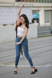 【精选街拍】Vol.2441 蓝色紧牛美腿 [25P-176MB]