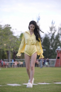 【精选街拍】Vol.1933 不吃鸡蛋街拍作品 - 我不是你的“皇后” [499P-1.29GB]