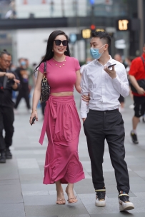 【精选街拍】Vol.1721 凯恩公爵作品 前凸后翘 [84P+1V-930MB]