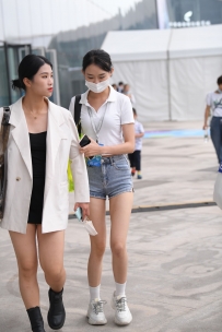 【精选街拍】Vol.2593 短裤白T简约美 [39P-830MB]