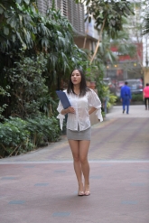 【精选街拍】Vol.0539 牛男街拍 灰色包臀短裙美女 [629P+3V-7GB]