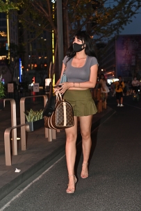 【精选街拍】Vol.2911 百褶裙显腿长 [202P-3.67GB]