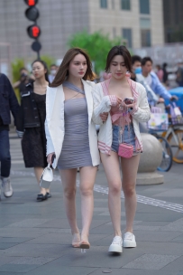 【精选街拍】Vol.2401 热裤甜妹 [182P+1V-2.20GB]